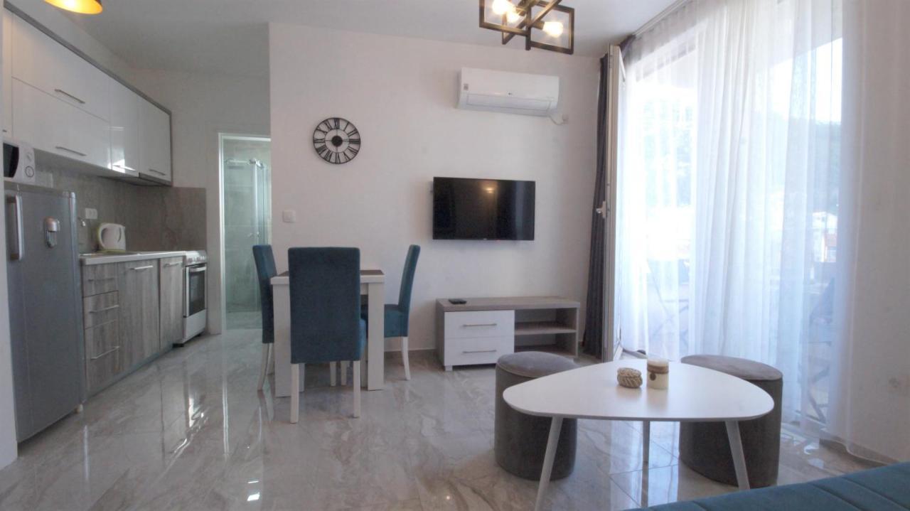 Mondi Azzurri Apartment Budva Exterior photo